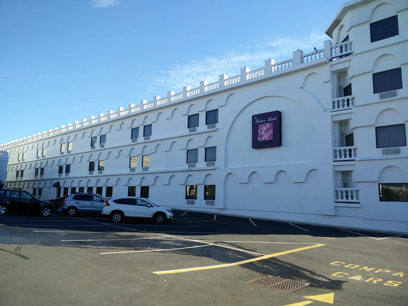 Royal Albert Palace Exterior